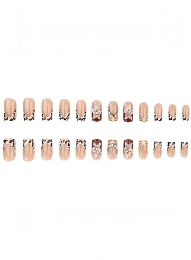 ٢٤ قطعة من أظافر صناعية قصيرة مربعة الشكل مزينة بزهور بنية اللون، بتصميم فرنسي لامع، مزينة بزهور ثلاثية الأبعاد وأحجار الراين، بنقشة جلد النمر، مناسبة كطقم مانيكير نسائي. - Image 4